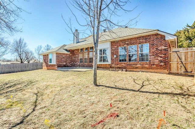 3005 Weymouth Way, Norman, OK 73071