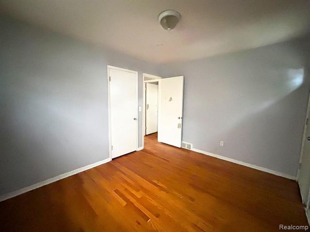 19977 Cushing Street, Detroit, MI 48205