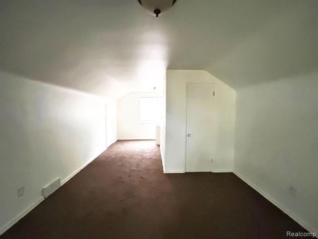 19977 Cushing Street, Detroit, MI 48205