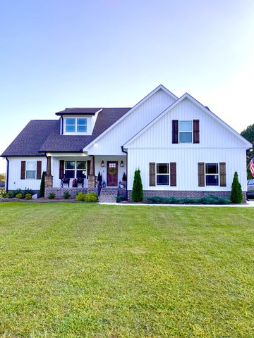 8465 Lynchburg Rd, Winchester, TN 37398