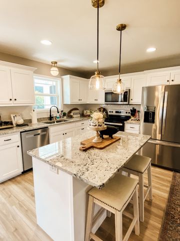 8465 Lynchburg Rd, Winchester, TN 37398