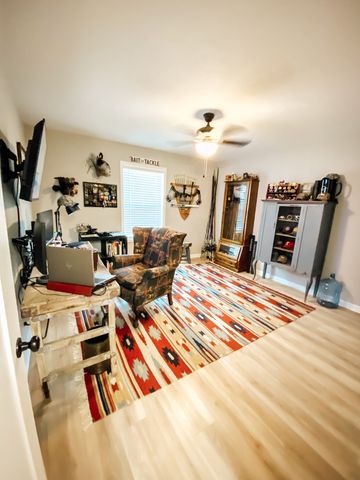 8465 Lynchburg Rd, Winchester, TN 37398