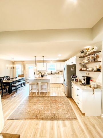 8465 Lynchburg Rd, Winchester, TN 37398