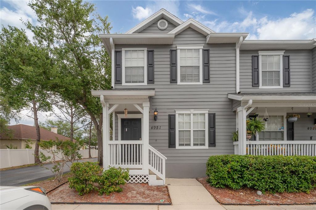 4951 ELIZABETH COURT, Tampa, FL 33616