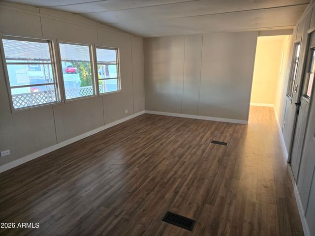 701 S DOBSON Road 31, Mesa, AZ 85202