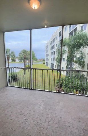 10750 NW 66th St 214, Doral, FL 33178