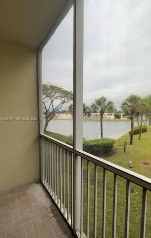 10750 NW 66th St 214, Doral, FL 33178