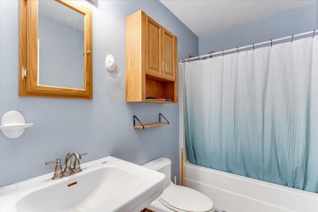 10101 E 106th St S, Mulvane, KS 67110