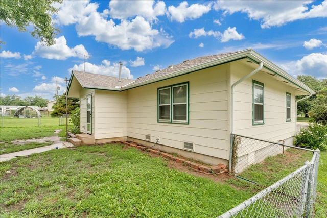10101 E 106th St S, Mulvane, KS 67110