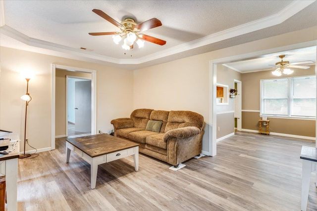 10101 E 106th St S, Mulvane, KS 67110