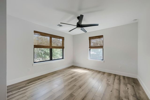3711 Rock Terrace DR, Lago Vista, TX 78645