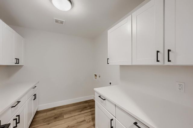 3711 Rock Terrace DR, Lago Vista, TX 78645