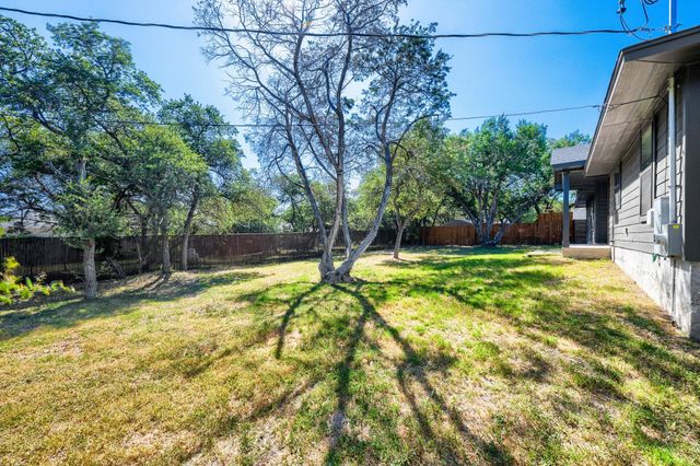 3711 Rock Terrace DR, Lago Vista, TX 78645