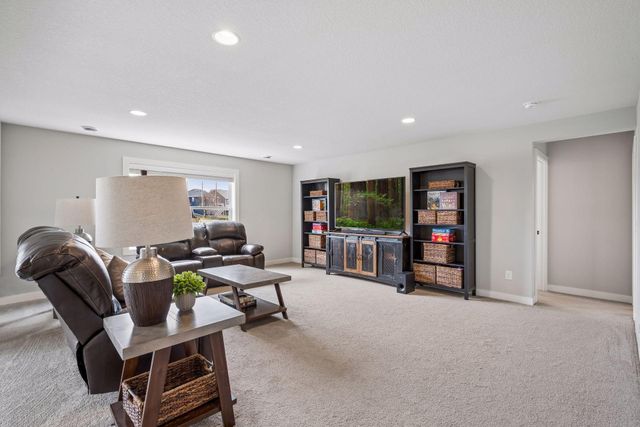 4925 Otter Trail NE, Saint Michael, MN 55376
