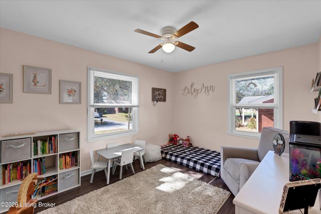 4212 Silvercreek Rd, Louisville, KY 40272