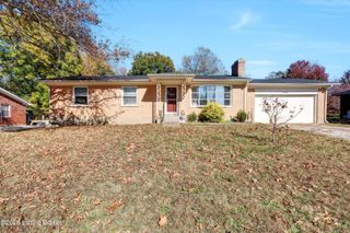 4212 Silvercreek Rd, Louisville, KY 40272