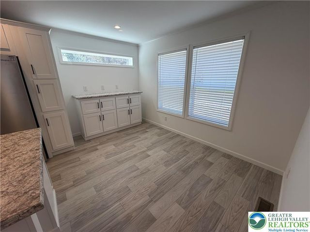 425 Upper Pmhe North Drive, East Stroudsburg, PA 18302