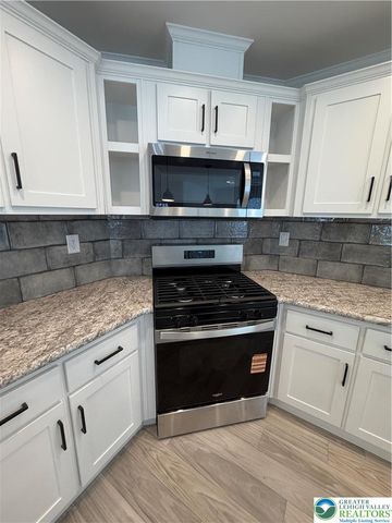 425 Upper Pmhe North Drive, East Stroudsburg, PA 18302