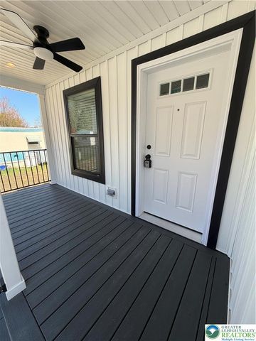 425 Upper Pmhe North Drive, East Stroudsburg, PA 18302