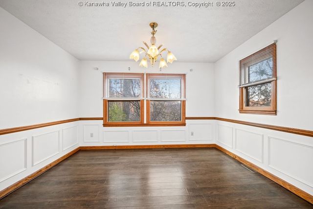 128 Woodbridge Drive, Charleston, WV 25311