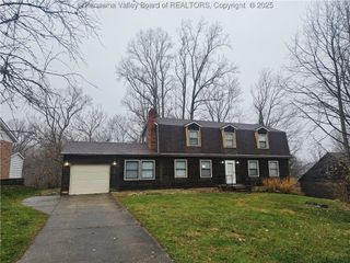 128 Woodbridge Drive, Charleston, WV 25311