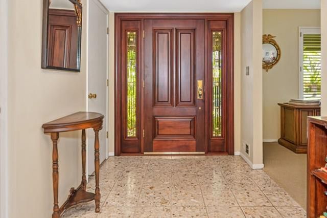 49 Saratoga Cir, Sacramento, CA 95864