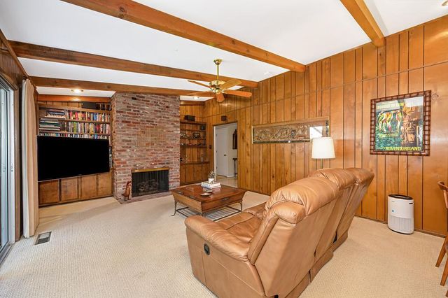 49 Saratoga Cir, Sacramento, CA 95864