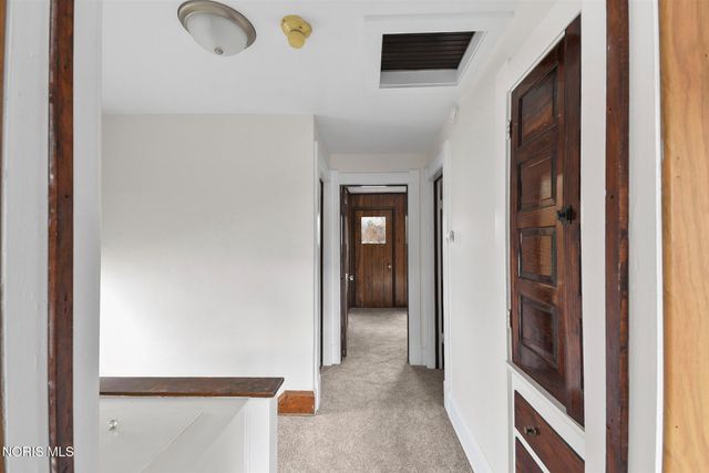 833 Kingston Avenue, Toledo, OH 43605