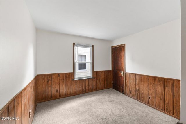 833 Kingston Avenue, Toledo, OH 43605