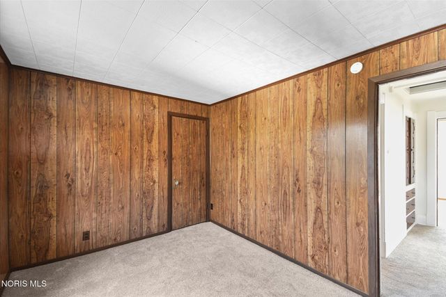 833 Kingston Avenue, Toledo, OH 43605