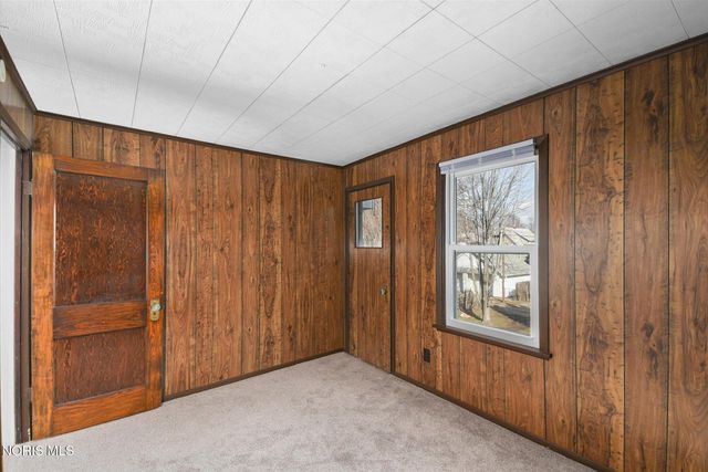 833 Kingston Avenue, Toledo, OH 43605