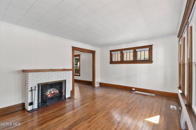 833 Kingston Avenue, Toledo, OH 43605