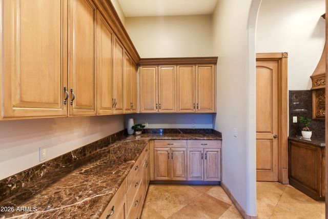 9071 N 53rd Place, Paradise Valley, AZ 85253