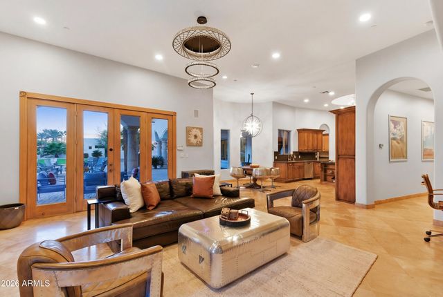 9071 N 53rd Place, Paradise Valley, AZ 85253