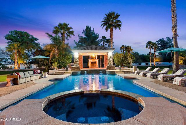 9071 N 53rd Place, Paradise Valley, AZ 85253