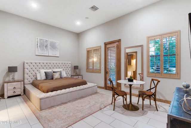 9071 N 53rd Place, Paradise Valley, AZ 85253