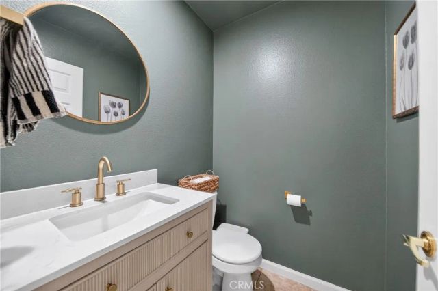 1215 N San Gabriel 309, Azusa, CA 91702