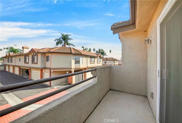 1215 N San Gabriel 309, Azusa, CA 91702