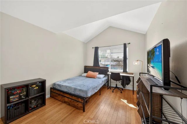 1215 N San Gabriel 309, Azusa, CA 91702