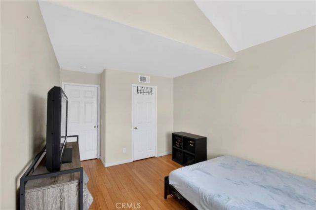 1215 N San Gabriel 309, Azusa, CA 91702