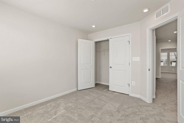 3970 SHIRE MEADOW LN, Triangle, VA 22172