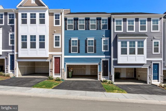 3970 SHIRE MEADOW LN, Triangle, VA 22172