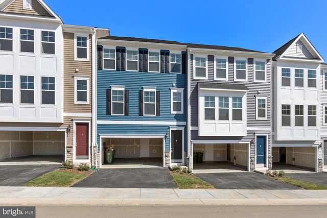 3970 SHIRE MEADOW LN, Triangle, VA 22172