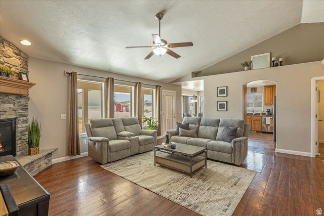 4364 N ROSE SPRINGS RD, Erda, UT 84074