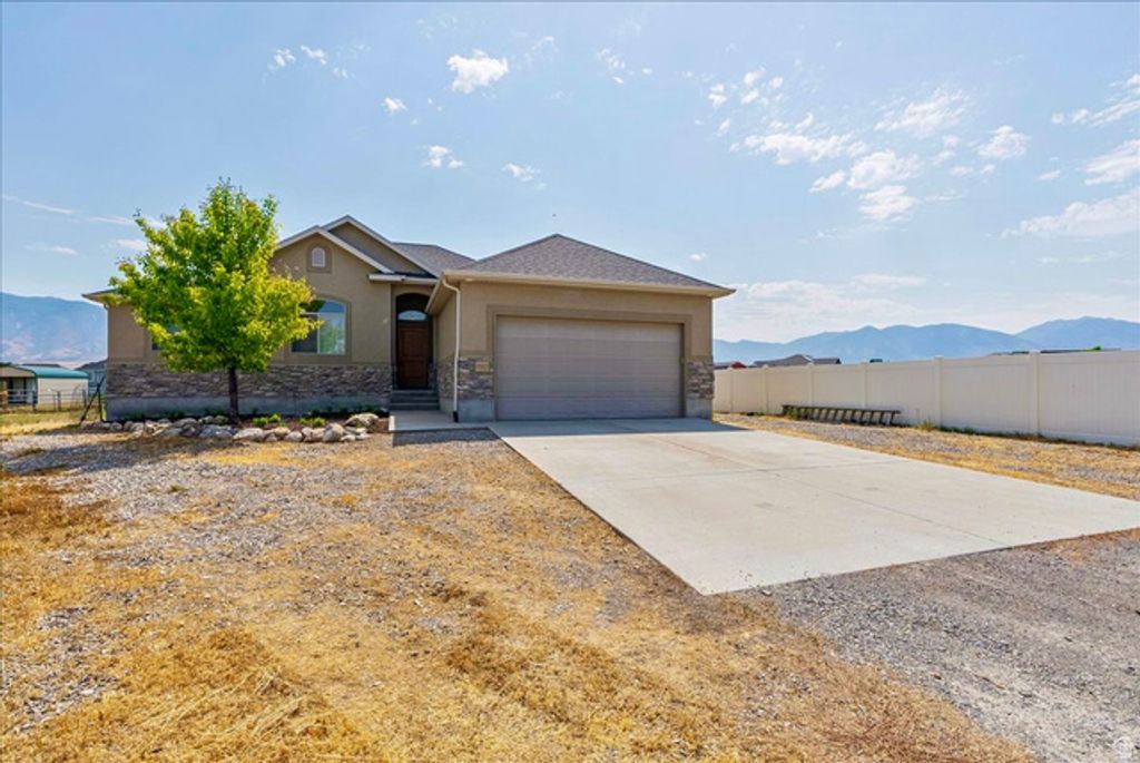 4364 N ROSE SPRINGS RD, Erda, UT 84074
