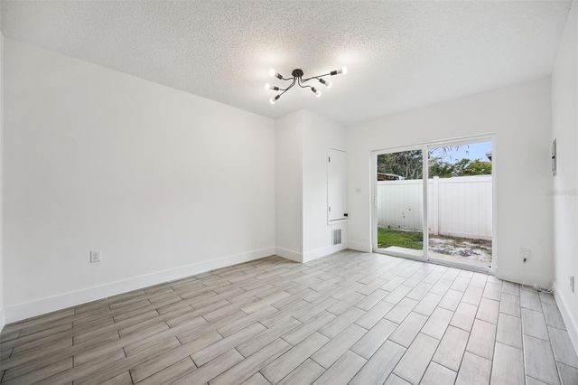 204 W BUCHANON AVENUE, Orlando, FL 32809