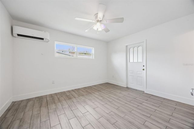 204 W BUCHANON AVENUE, Orlando, FL 32809