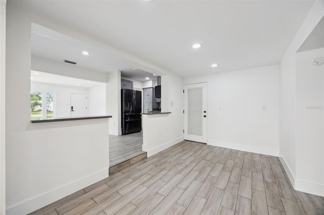 204 W BUCHANON AVENUE, Orlando, FL 32809