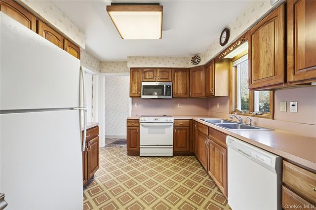 239 Greene Avenue, Sayville, NY 11782