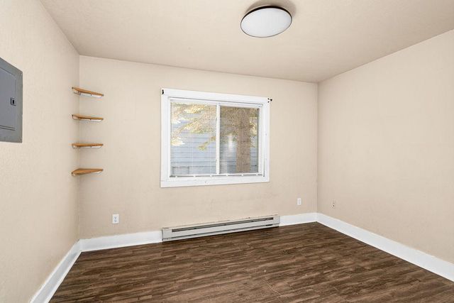 1540 N 7th Avenue E, Duluth, MN 55805